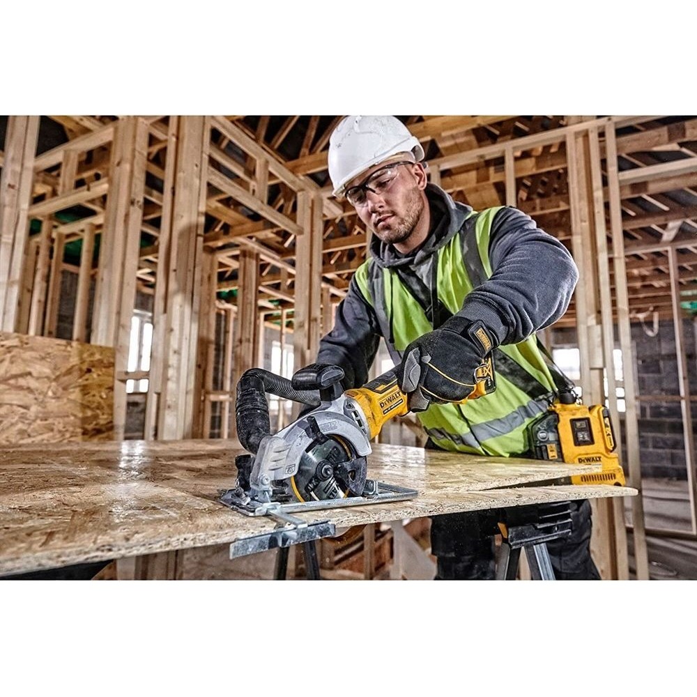 Акумулаторен безчетков, ръчен циркуляр, 18 V , ф115 мм, DeWalt DCS571NT