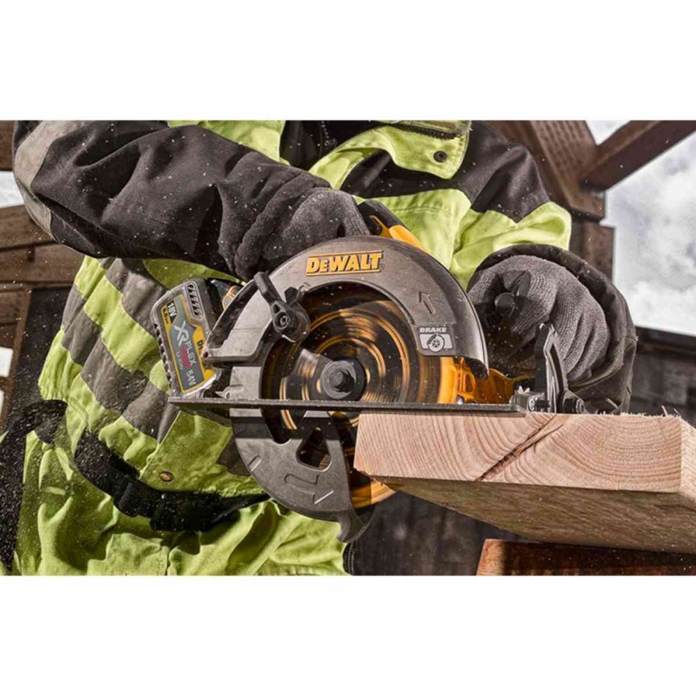 Акумулаторен безчетков циркуляр, 54 V, 190 мм, DeWalt DCS576N