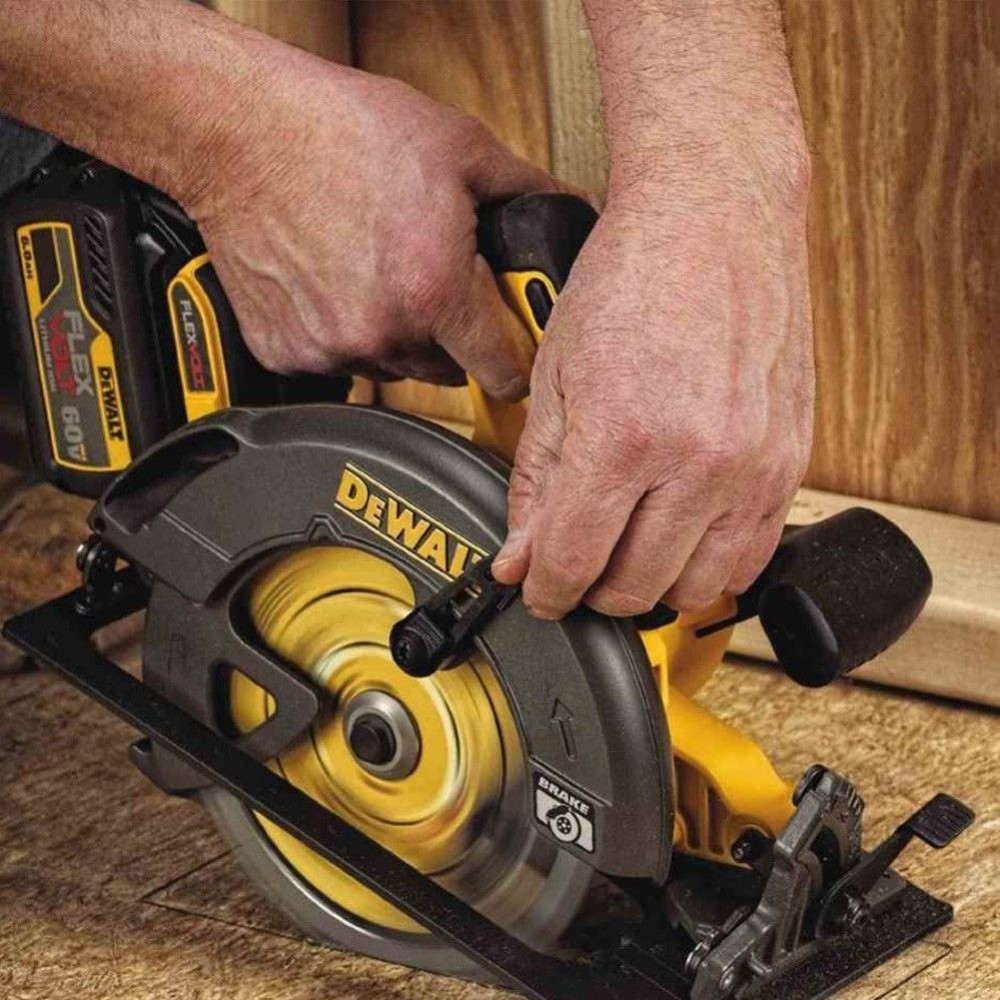 Акумулаторен безчетков, циркуляр, 54 V, 190 мм, DeWalt DCS576N