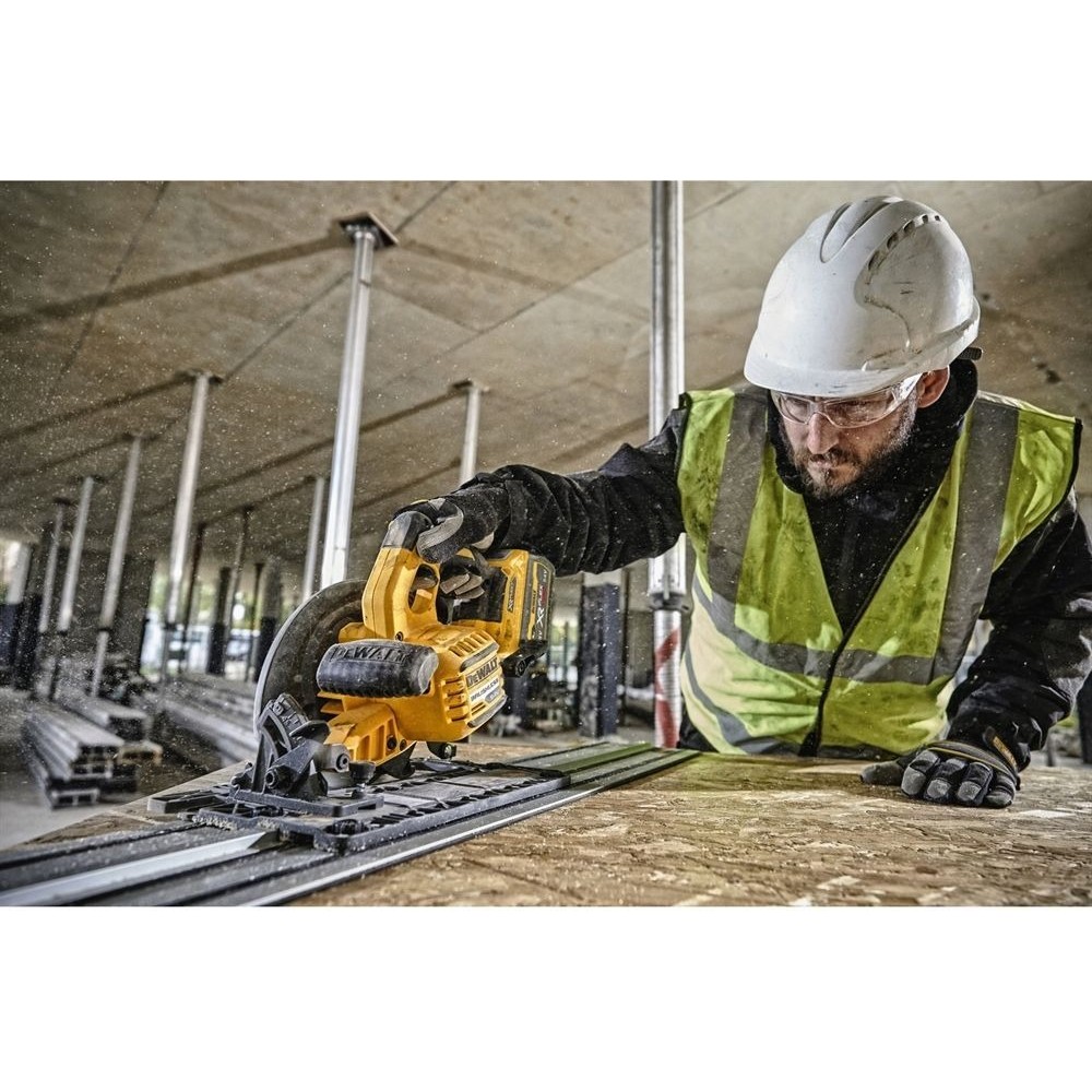 Акумулаторен безчетков циркуляр, 54V XR Flexvolt 190мм, DeWalt DCS579NT