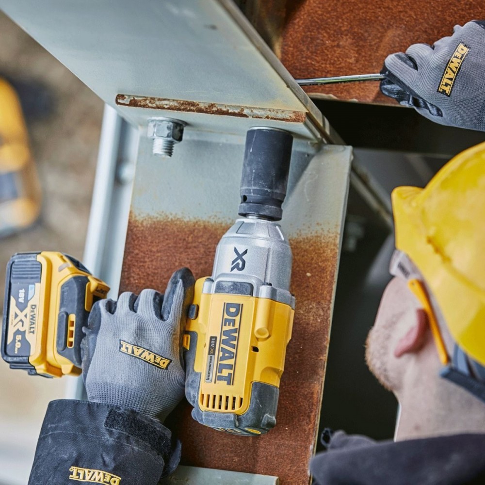 Акумулаторен гайковерт 1627Nm, 18V, 3/4 '', DeWalt DCF897P2