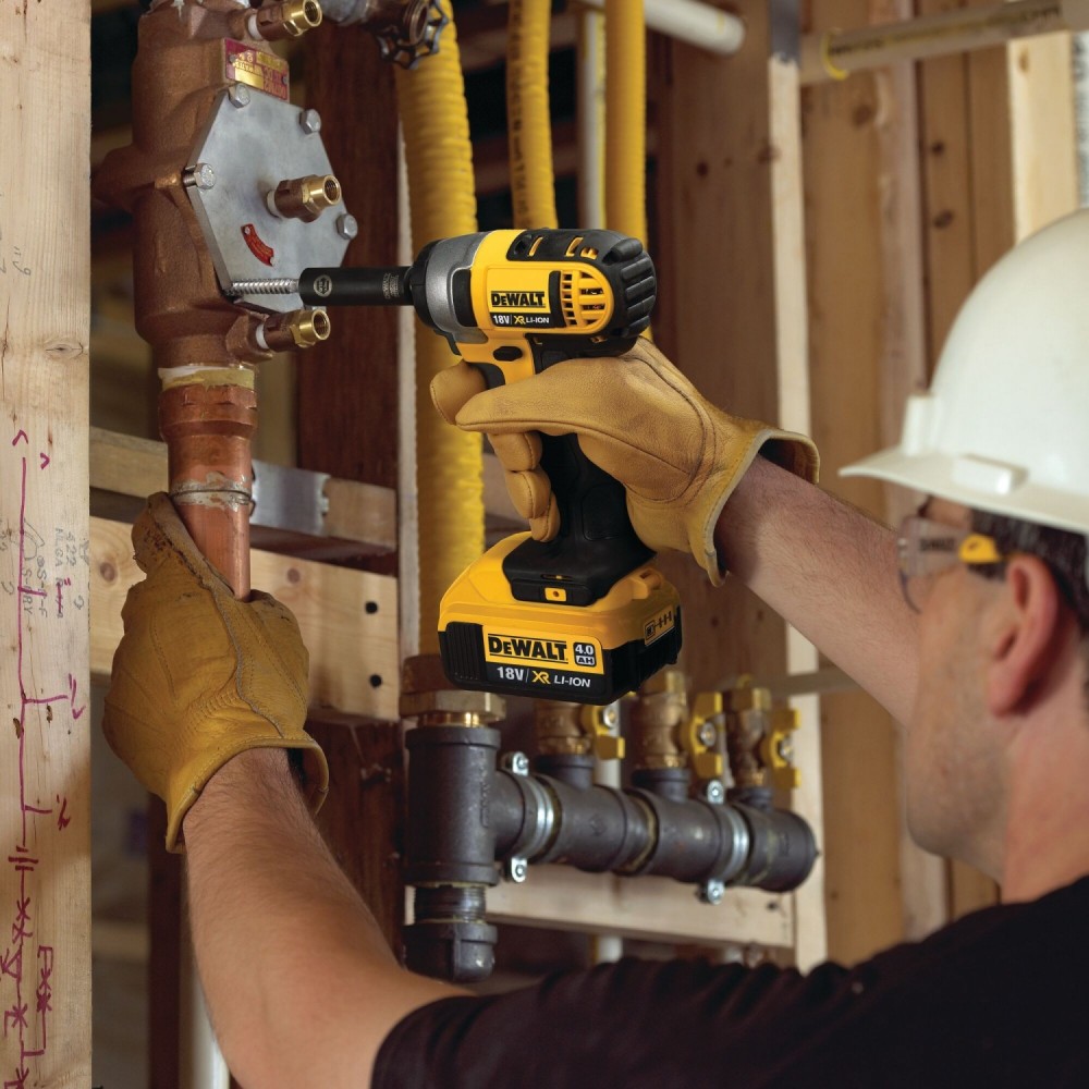 Акумулаторен гайковерт, ударен, 18V, DeWalt DCF880N