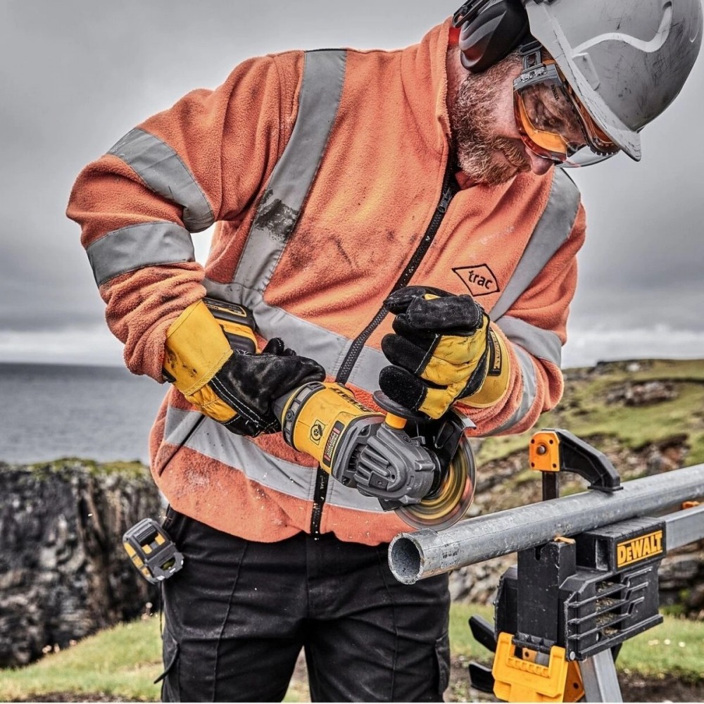 Акумулаторен ъглошлайф 54 V, 125 мм, DeWalt DCG418X2
