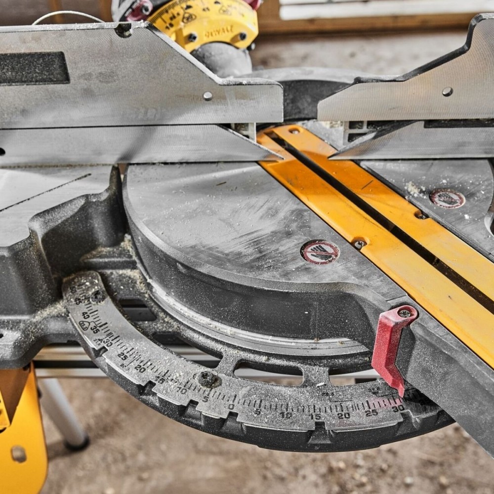 Акумулаторен настолен, потапящ циркуляр, 54 V, 305 мм, DeWalt DCS781X2
