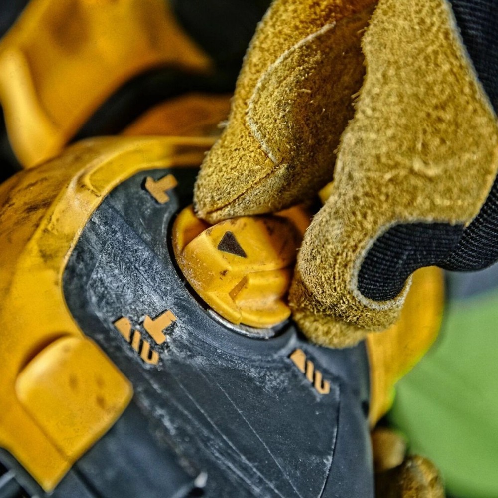 Акумулаторен перфоратор 54 V, 2.8 J FLEXVOLT, DeWalt DCH323NT