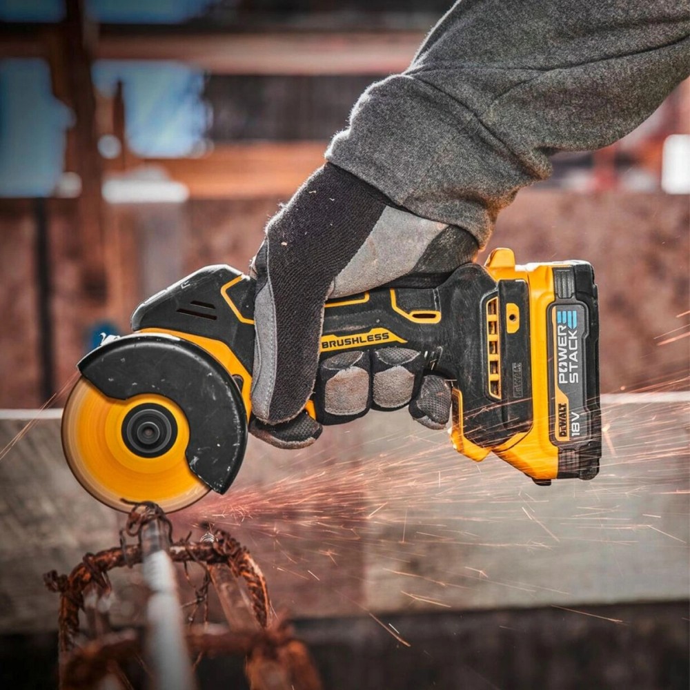 Акумулаторен ръчен циркуляр 18 V, 76 мм, 2.0 Ah, DeWalt DCS438E2T