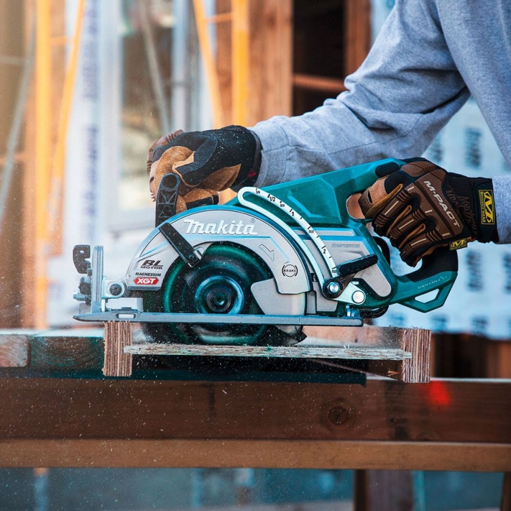 Акумулаторен циркуляр 185 мм, Makita RS001GZ