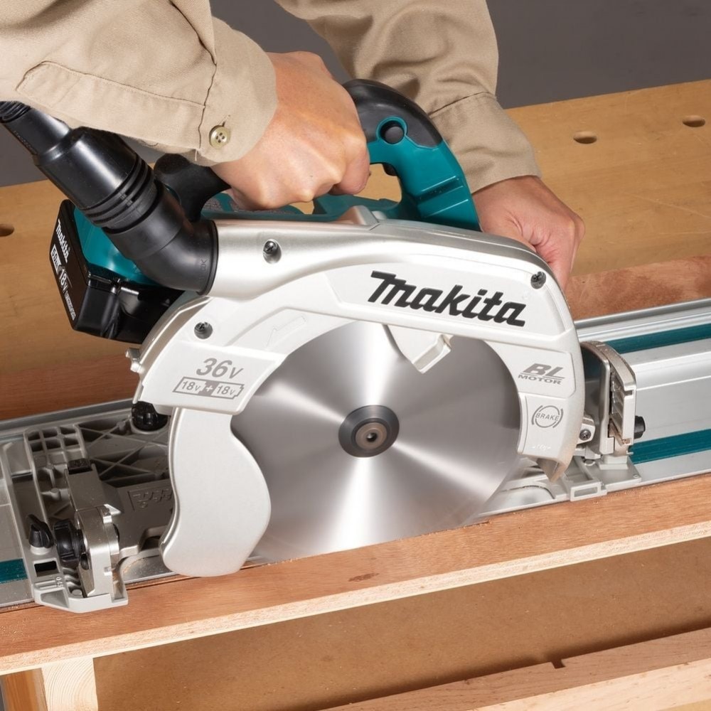 Акумулаторен циркуляр 18V+18V, Ф235 мм., Makita DHS900Z