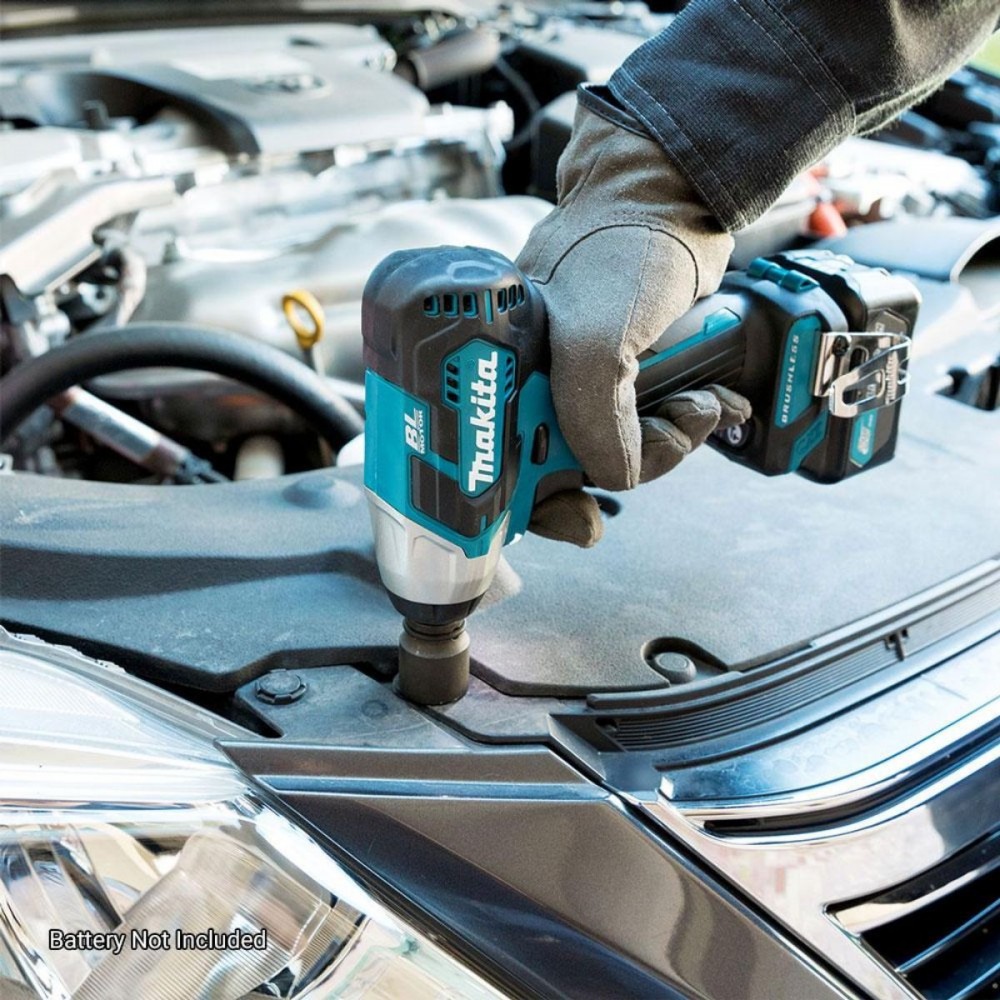Акумулаторен ударен гайковерт 160Nm 3/8″, Makita TW160DZ