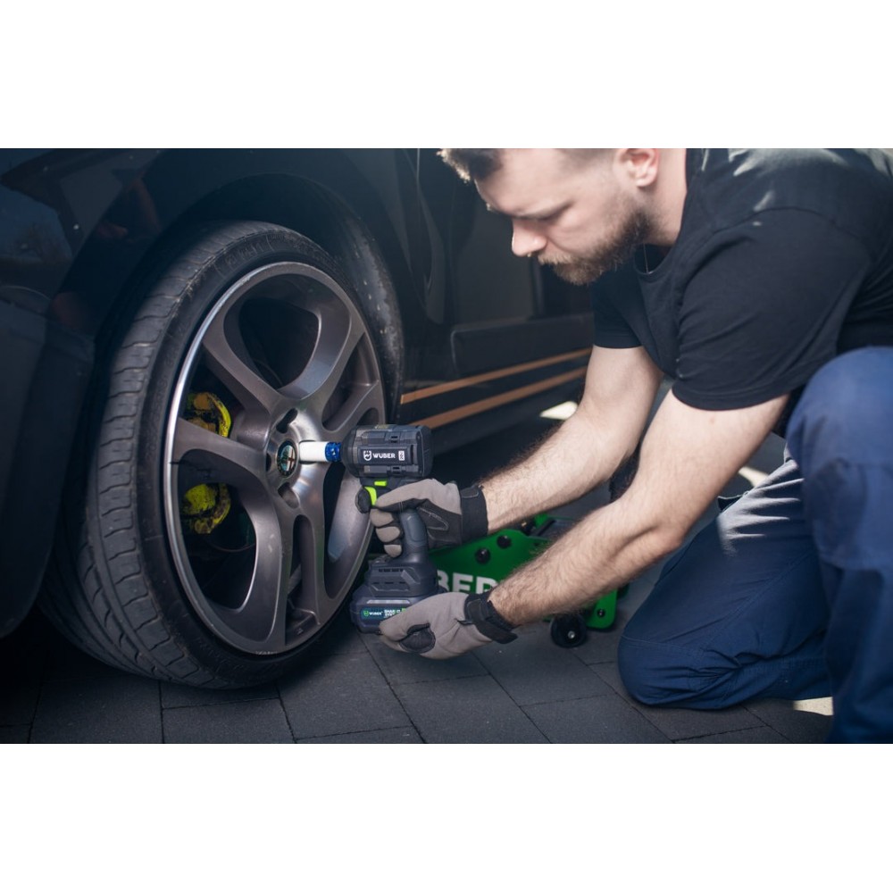 Акумулаторен ударен гайковерт 600 Nm, 20V, 4.0 Ah - W04602