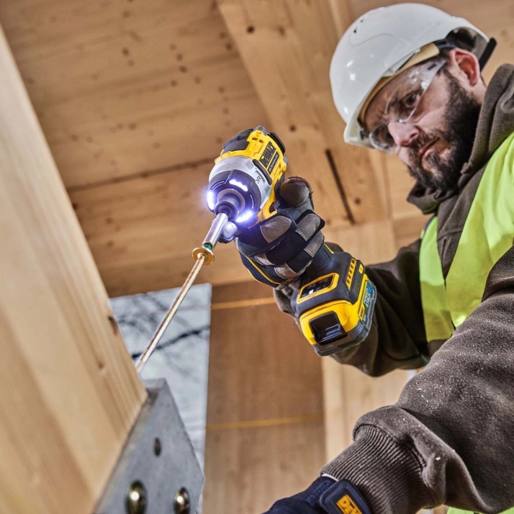 Акумулаторен ударен винтоверт 18V, 282Nm, DeWalt DCF860N