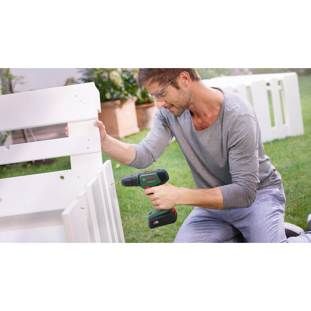Акумулаторен винтоверт 18V, 2×1,5Ah, Bosch UniversalDrill