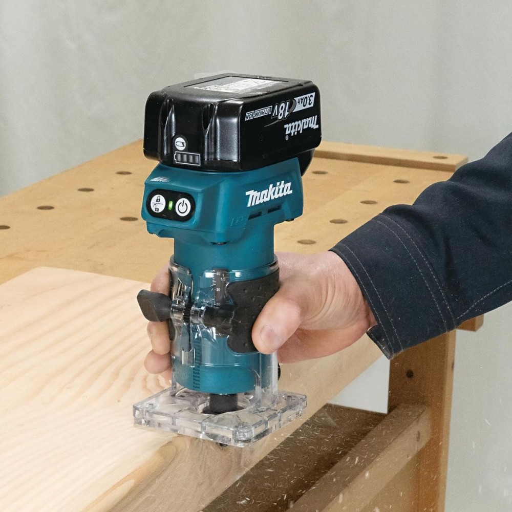 Акумулаторна челна фреза 18 V, 6 мм, Makita DRT52Z