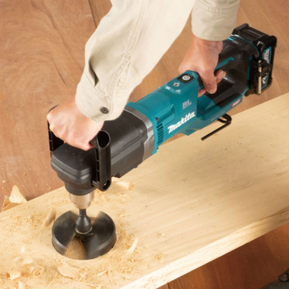 Акумулаторна ъглова бормашина 40V, 136Nm + подарък комплект гедоре Makita E-10883, 221 части, Makita DA001GZ