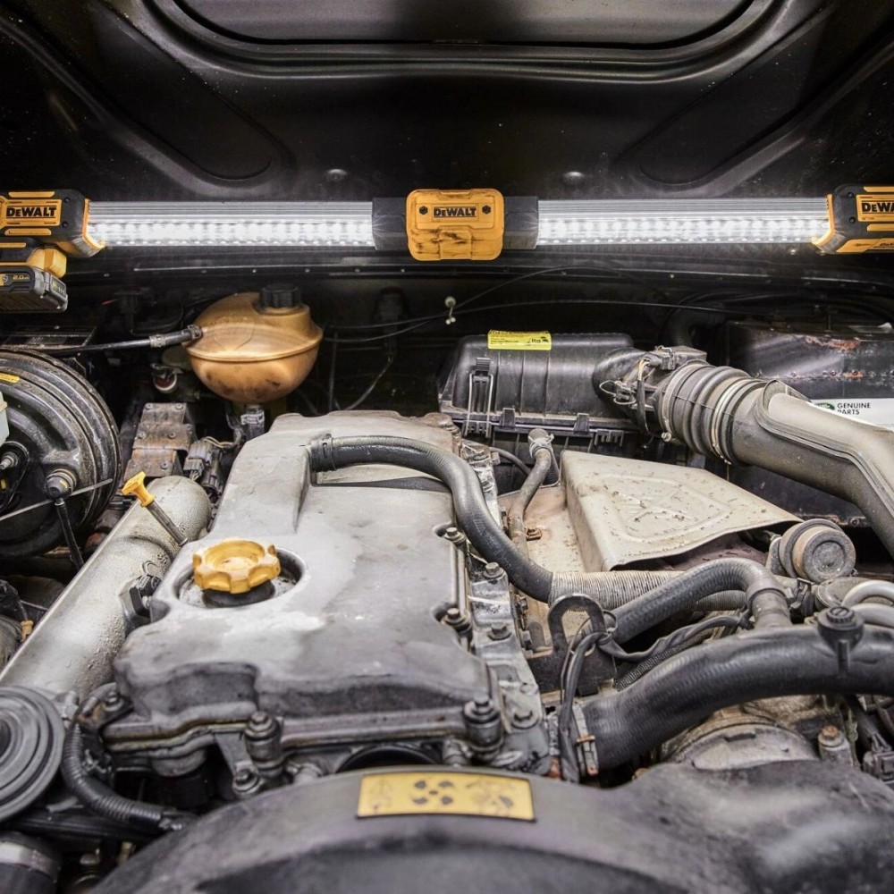 Акумулаторна лампа за автомобил 1650 Lm, 12/18 V, DeWalt DCL045
