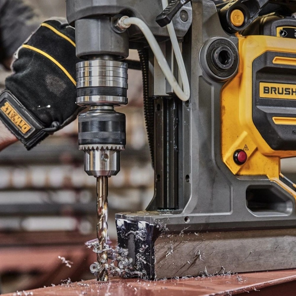 Акумулаторна магнитна бормашина 18 V, 50 мм, DeWalt DCD1623X2