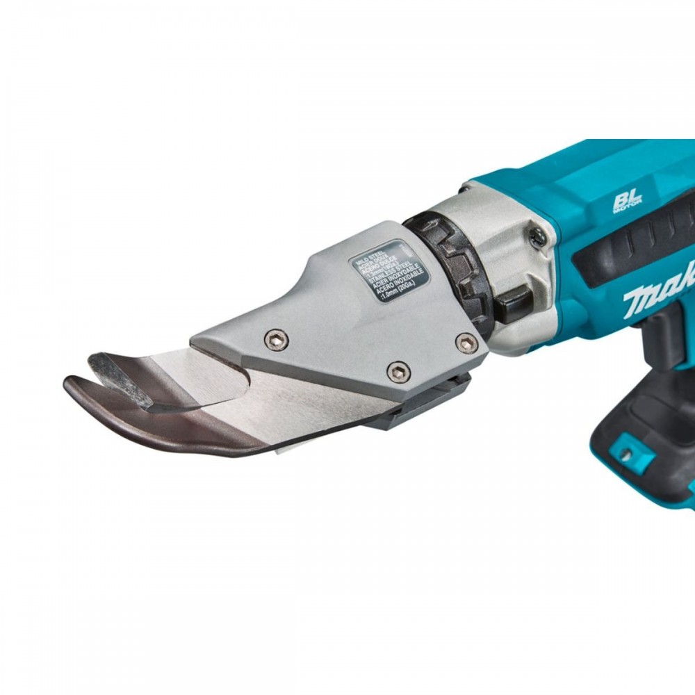Акумулаторна ножица за метал 18 V, Li-ion, Makita DJS131Z