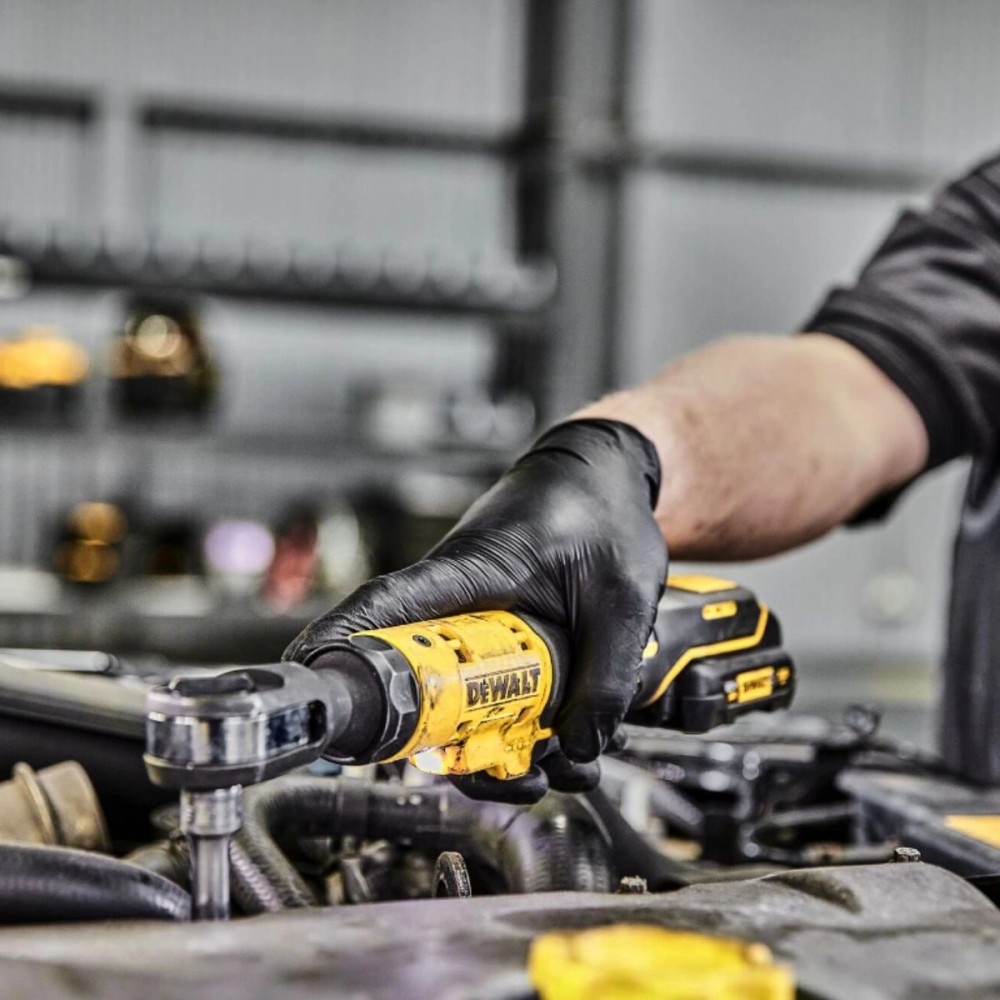 Акумулаторна тресчотка 54 Nm 12 V, 1/4″, DeWalt DCF504N