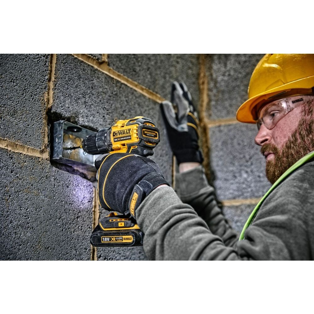Безчетков ударен винтоверт 18V , 65Nm, DeWalt DCD778L2T