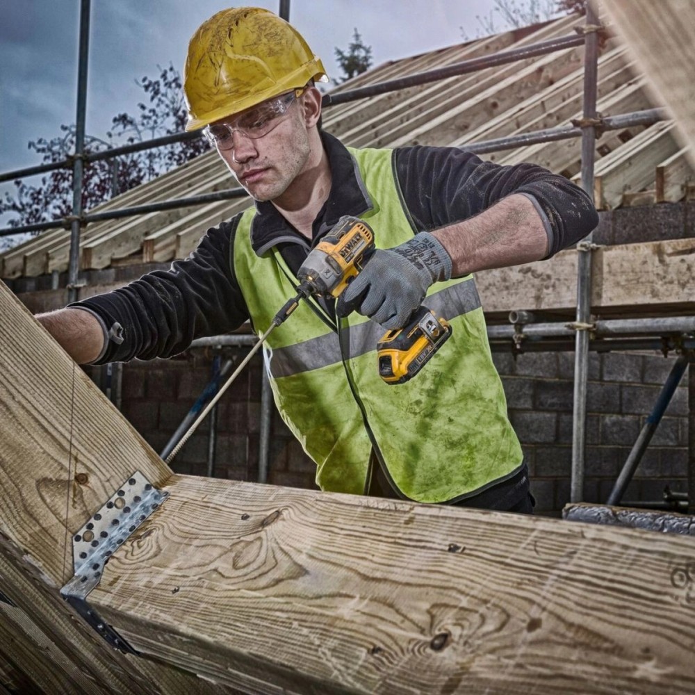 Безчетков винтоверт, ударен, 18V, DeWalt DCF887NT