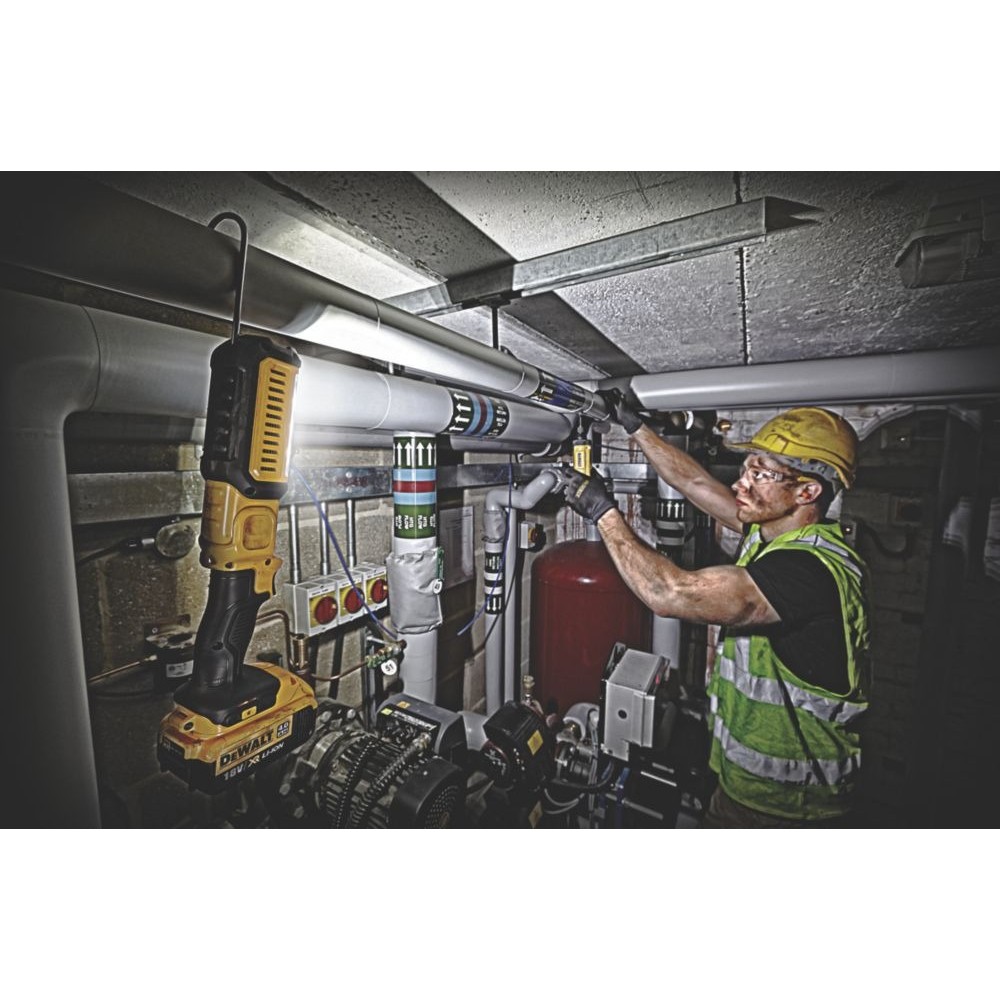 Фенер ръчен, акумулаторен, 18 V, DeWalt DCL050