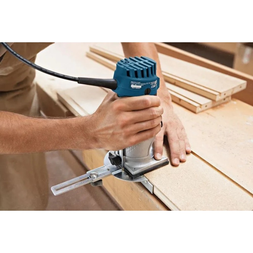 Фреза за кантове 600W Bosch GKF 600