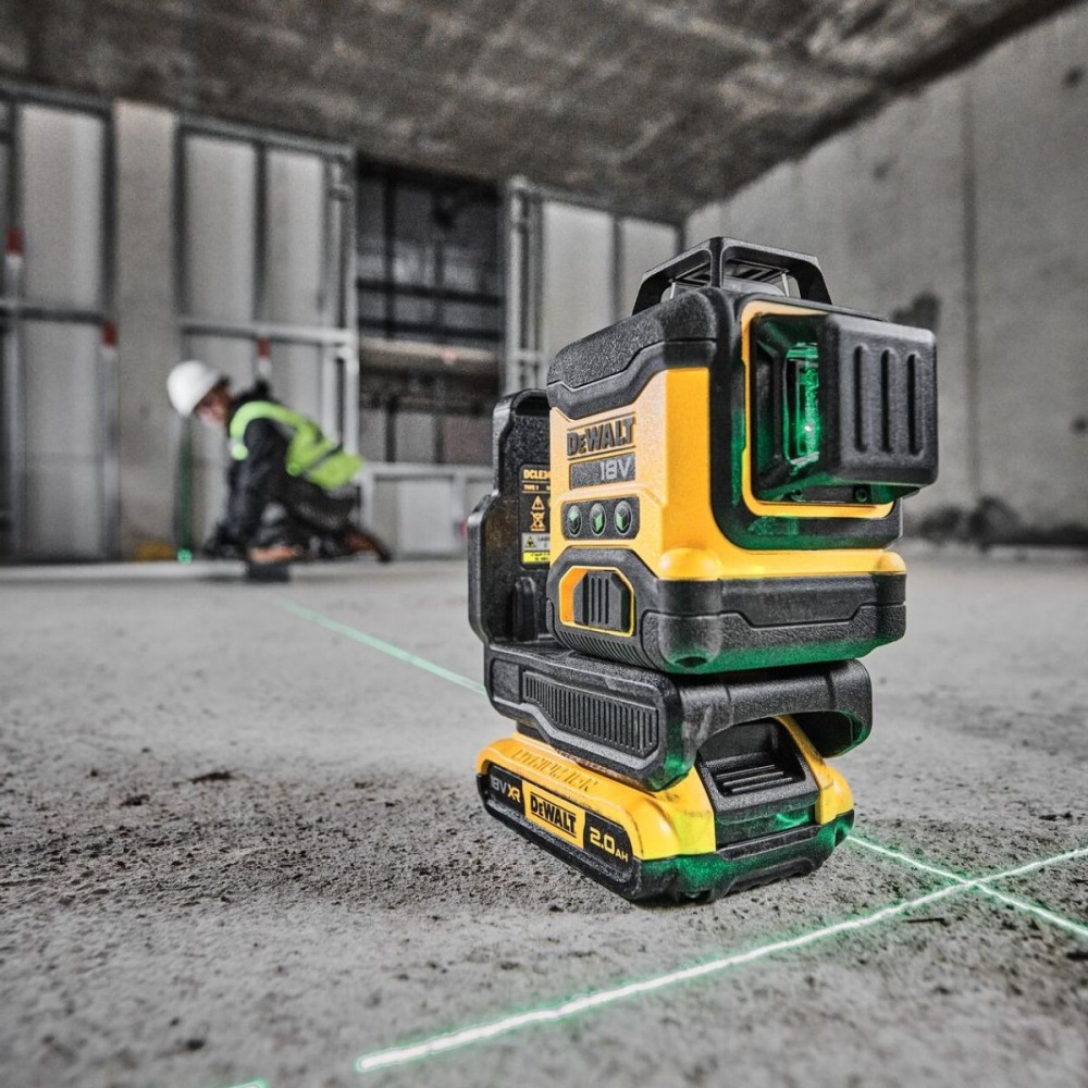 Линеен лазерен нивелир 18V, 360 градуса, зелен лъч, 40 м, DeWalt DCLE34031N
