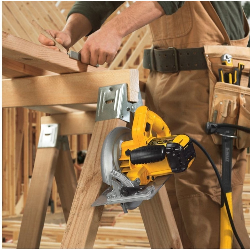 Мощен циркулярен трион, 1600 W, DeWalt DWE575K
