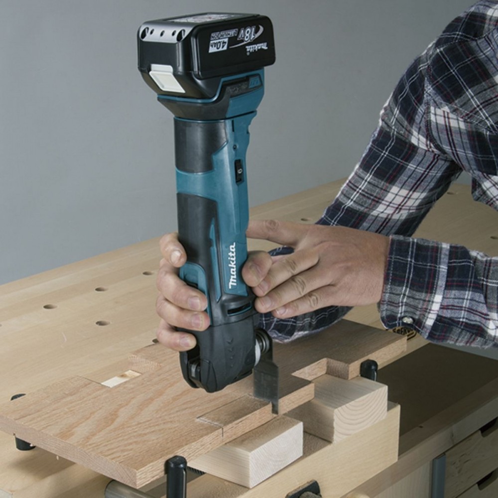 Мултифункционален инструмент 18V, Makita DTM51ZJ