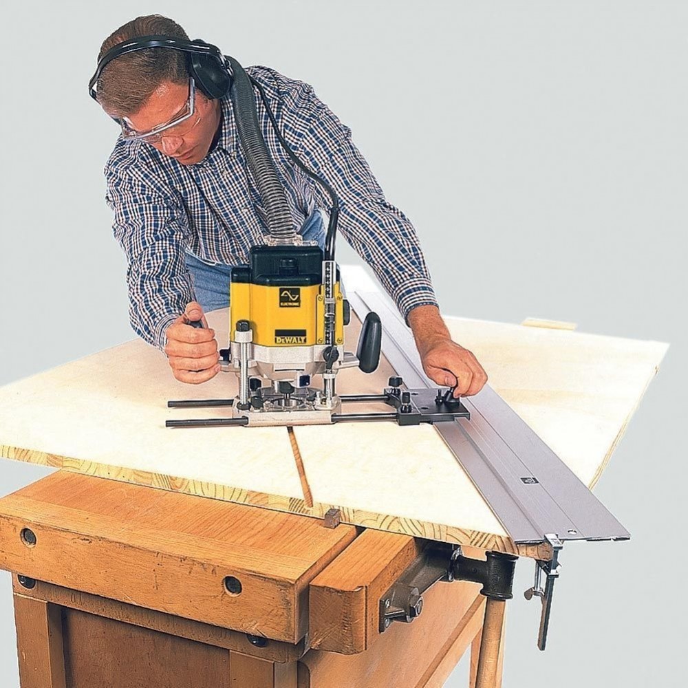 Оберфреза DeWalt DW625EK