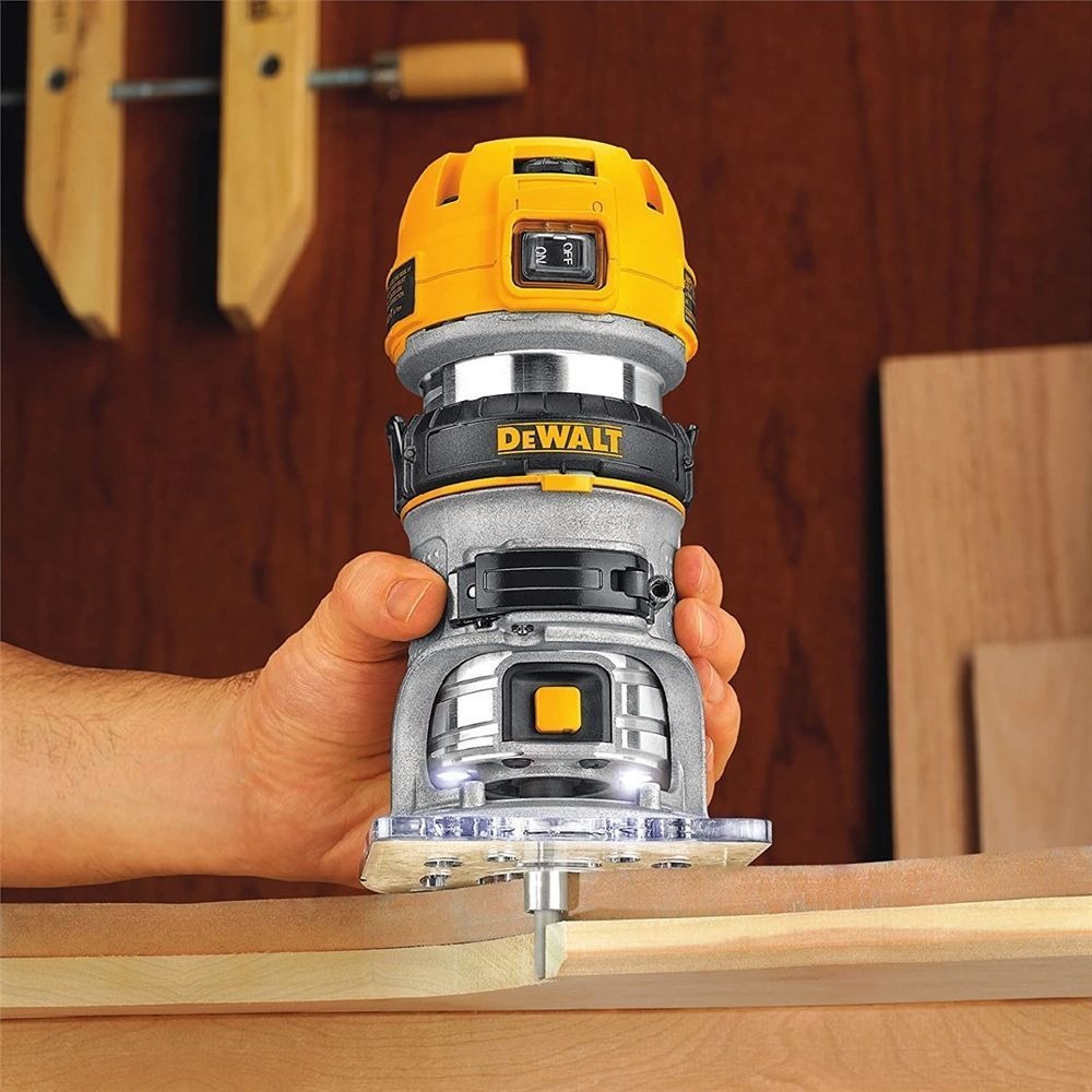 Оберфреза комбинирана DeWalt D26204K