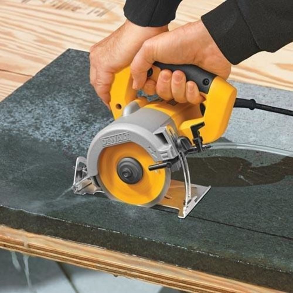 Ръчен циркуляр за рязане на плочки, 1300 W, Ø 110 мм, DeWalt DWC410