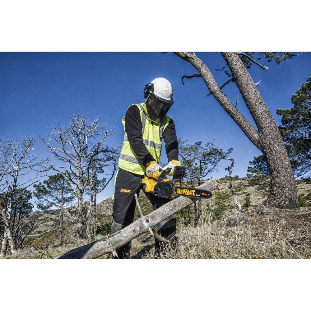 Верижен трион – резачка 18V, 5 Ah, 30 см, 3/8″, DeWalt DCM565P1-QW