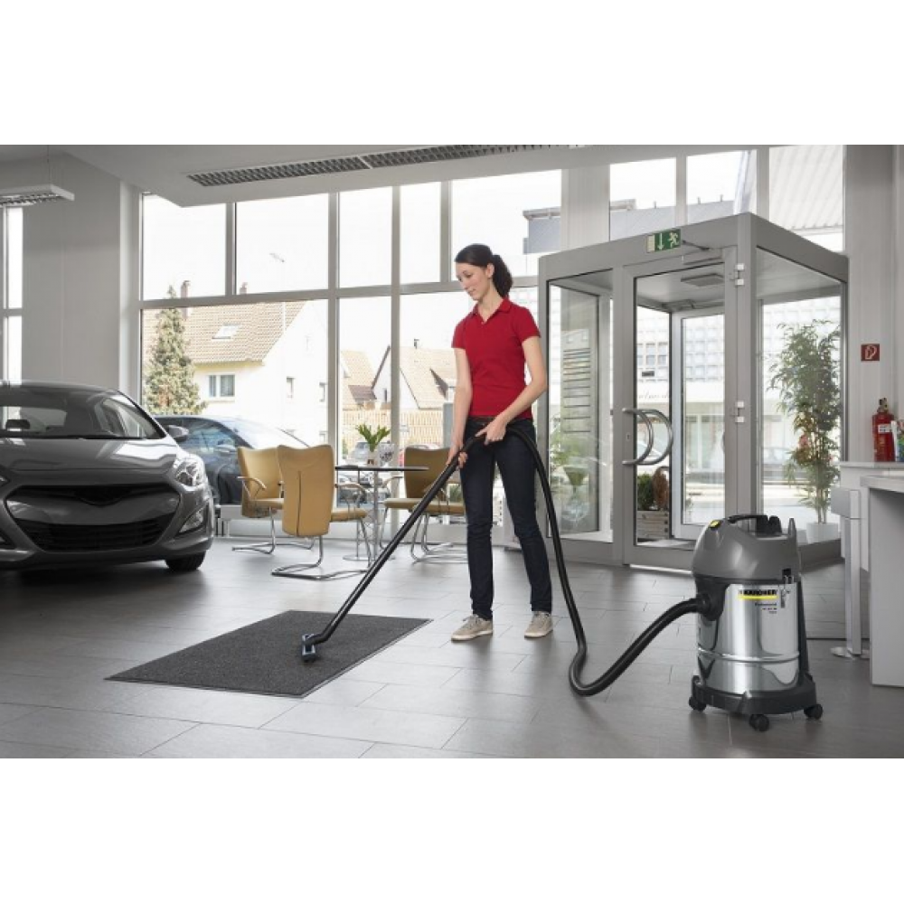 Прахосмукачка за сухо и мокро почистване Karcher NT 30/1 Me Classic