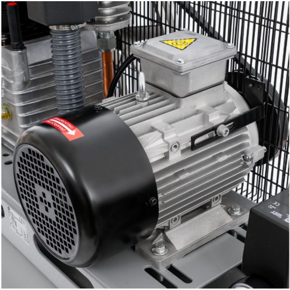 Двубутален компресор HK 700-150 Pro 11 bar 5.5 HP/4 kW 400V 530 л./мин. 150 литра 360643