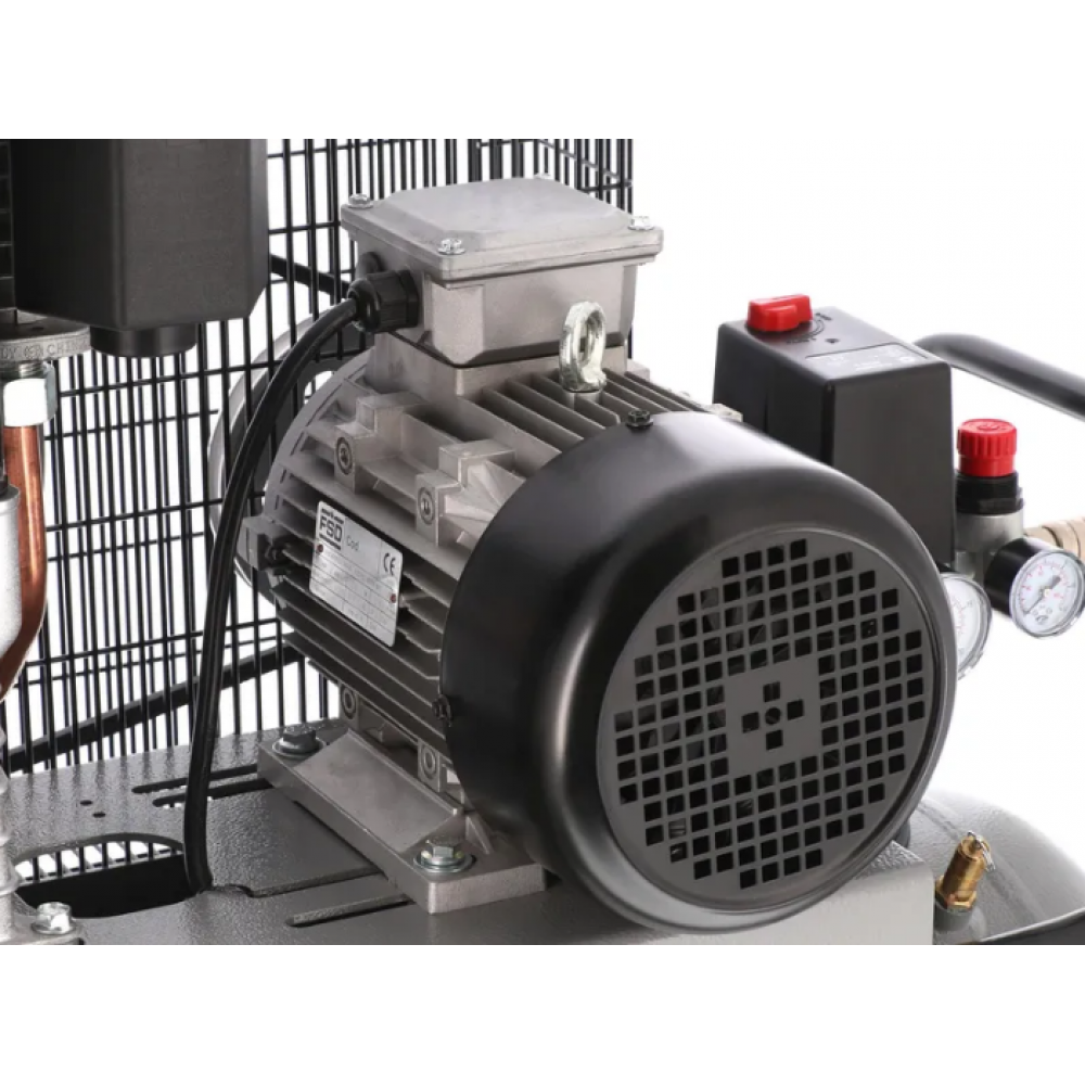 Двубутален компресор HK 650-90 Pro 11 бара 5.5 HP/4 kW 400V 490 л./мин. 90 литра 360672