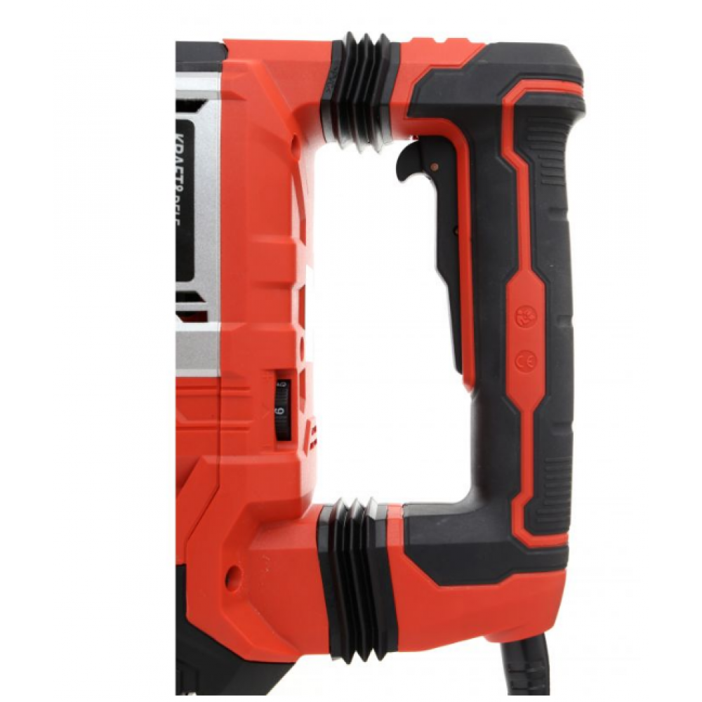Ударен чук 2600 W + куфар KD1737