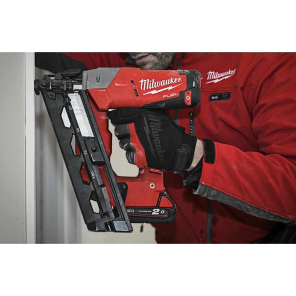 Акумулаторен такер 18 V, 2 Ah, 32-63 мм, с батерия - M18CN16GA-202X