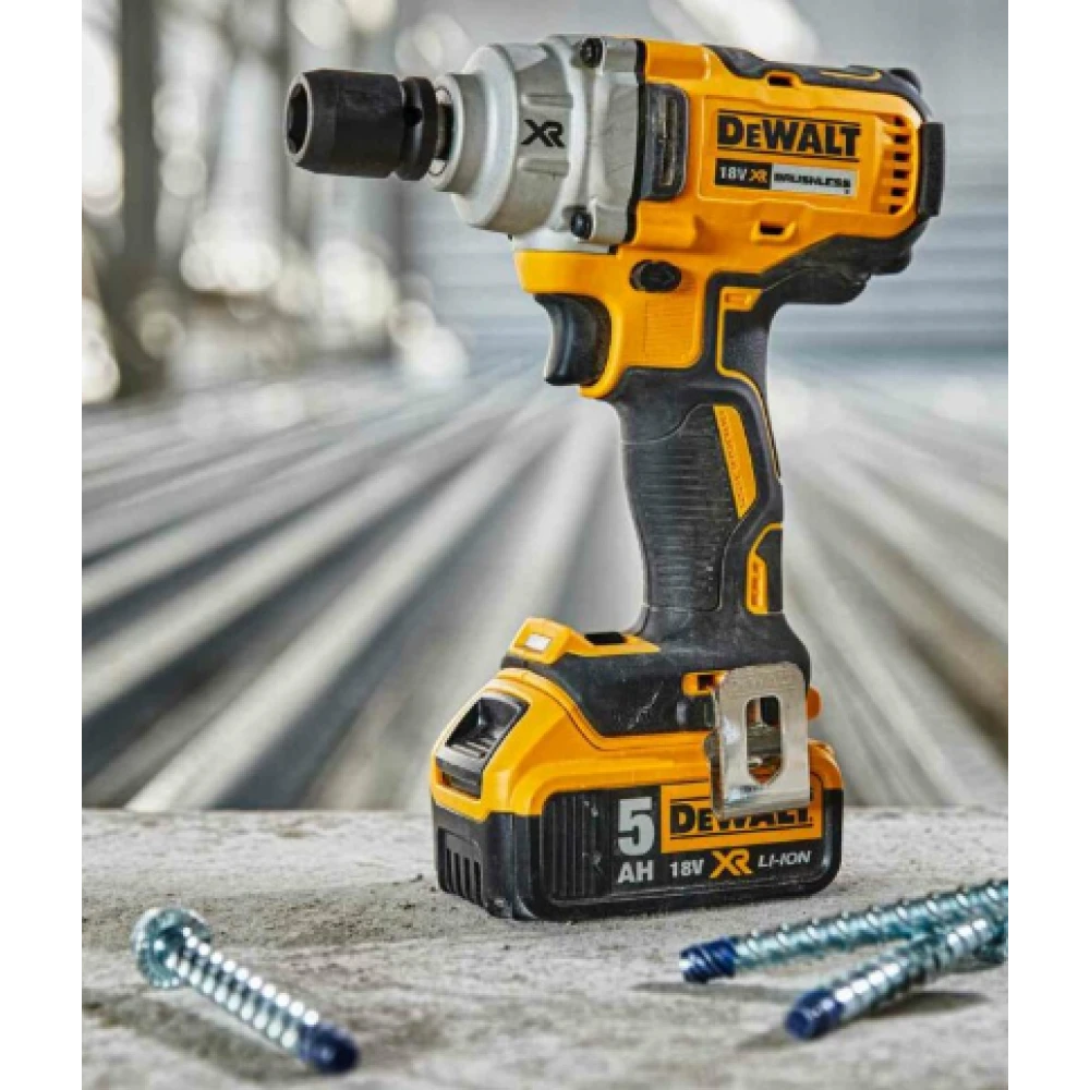 Акумулаторен ударен гайковерт 450Nm DeWALT DCF894P2