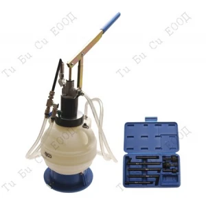 Професионална ръчна помпа за пълнене на масло в трансмисии и диференциали 7л., BGS Technic