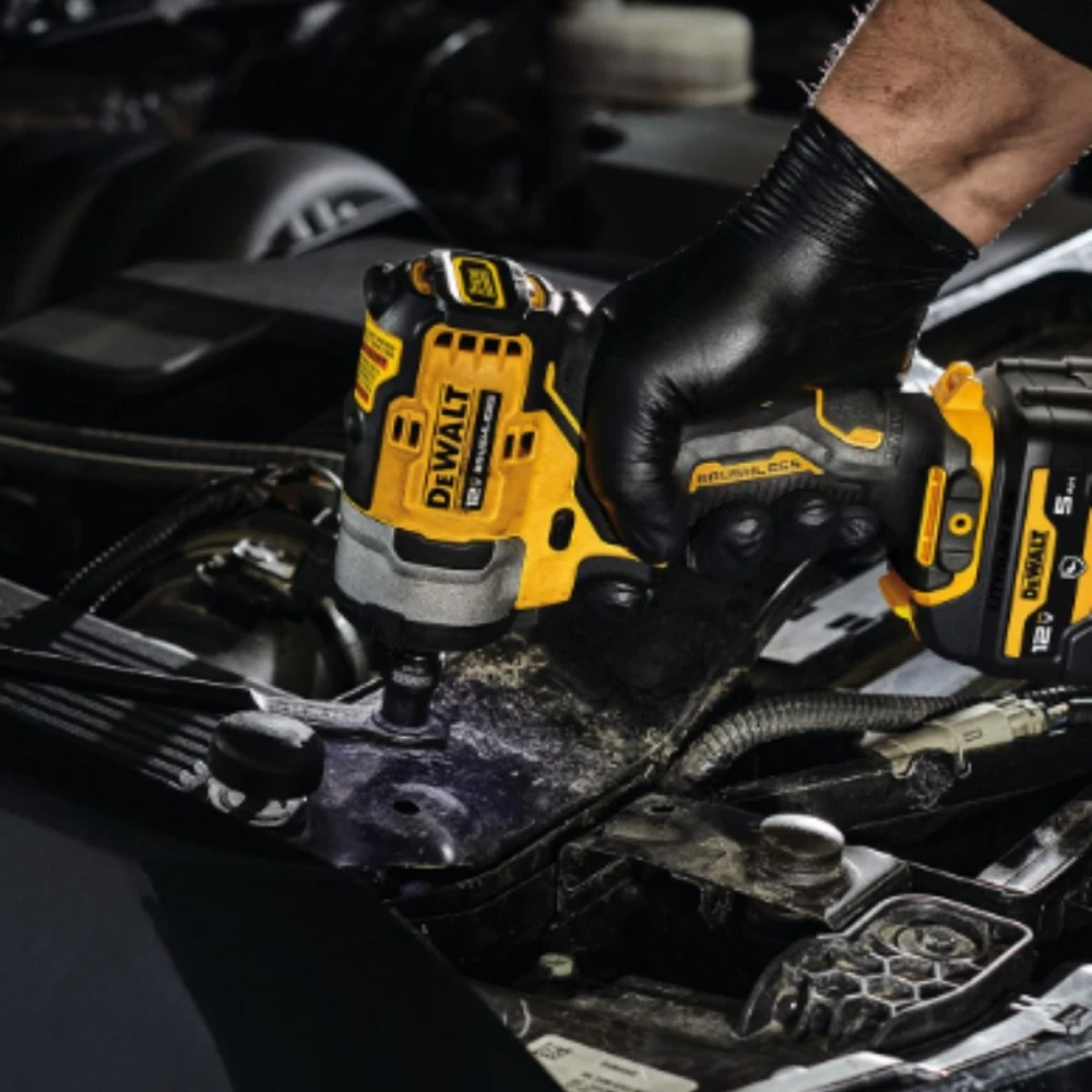 Акумулаторен гайковерт 12V, 340Nm, 1/2″, DeWalt DCF901P2