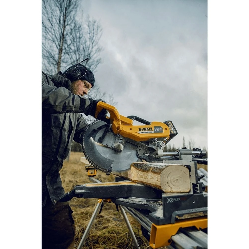 Акумулаторен настолен циркуляр/пендула, 54 V, 305 мм, DeWalt DHS780T2A