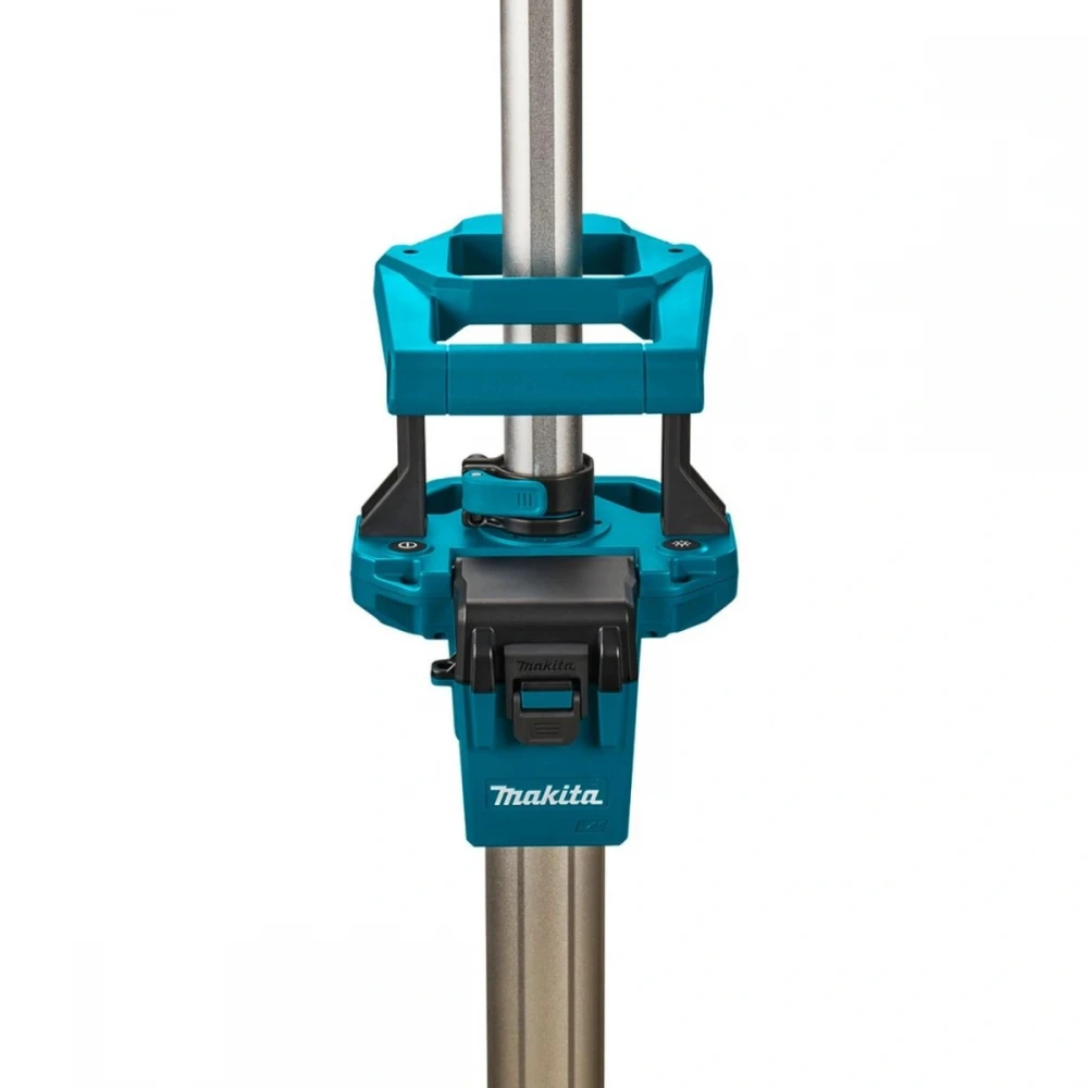 Акумулаторен прожектор 18 V, 3000 lm, Makita DML813