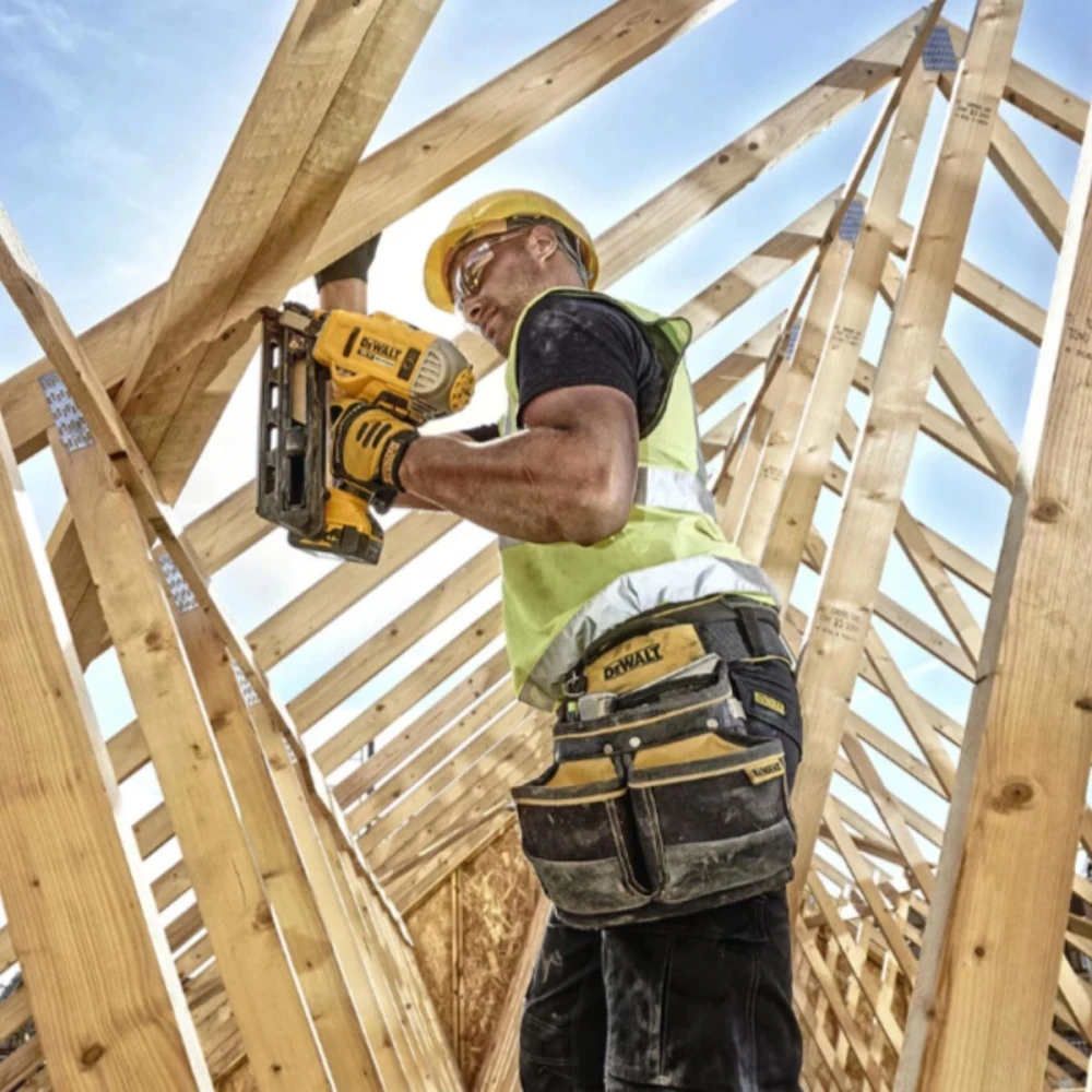 Акумулаторен такер 18V, 50-90 мм, DeWalt DCN692P2