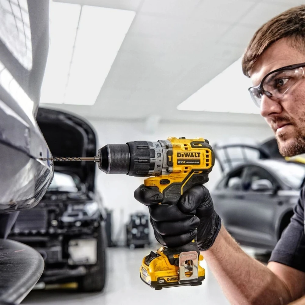 Акумулаторен ударен винтоверт 12V, 57Nm, DeWalt DCD706N