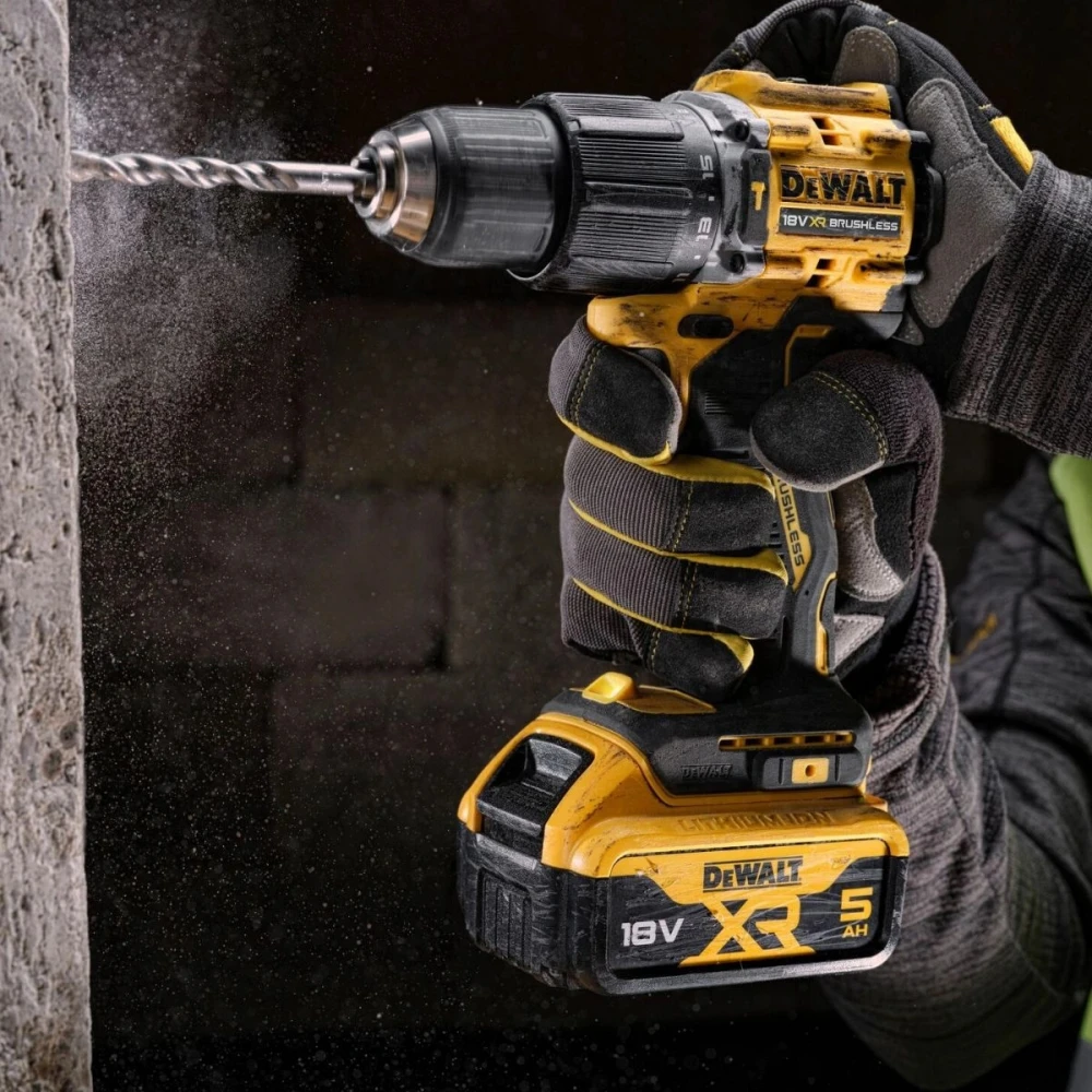 Акумулаторен ударен винтоверт 18V, 68Nm, DeWalt DCD100YNT