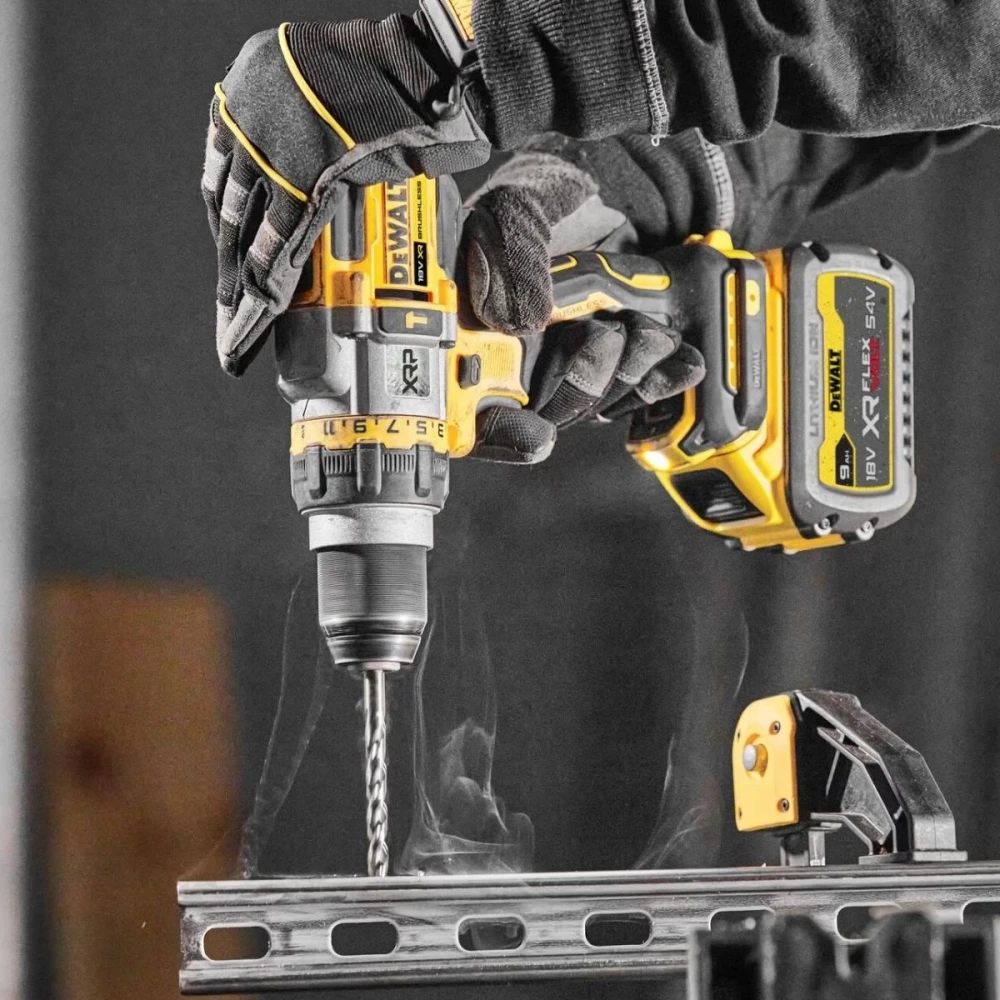 Акумулаторен ударен винтоверт 18V XR FlexVolt, 112Nm, DeWalt DCD805P2T
