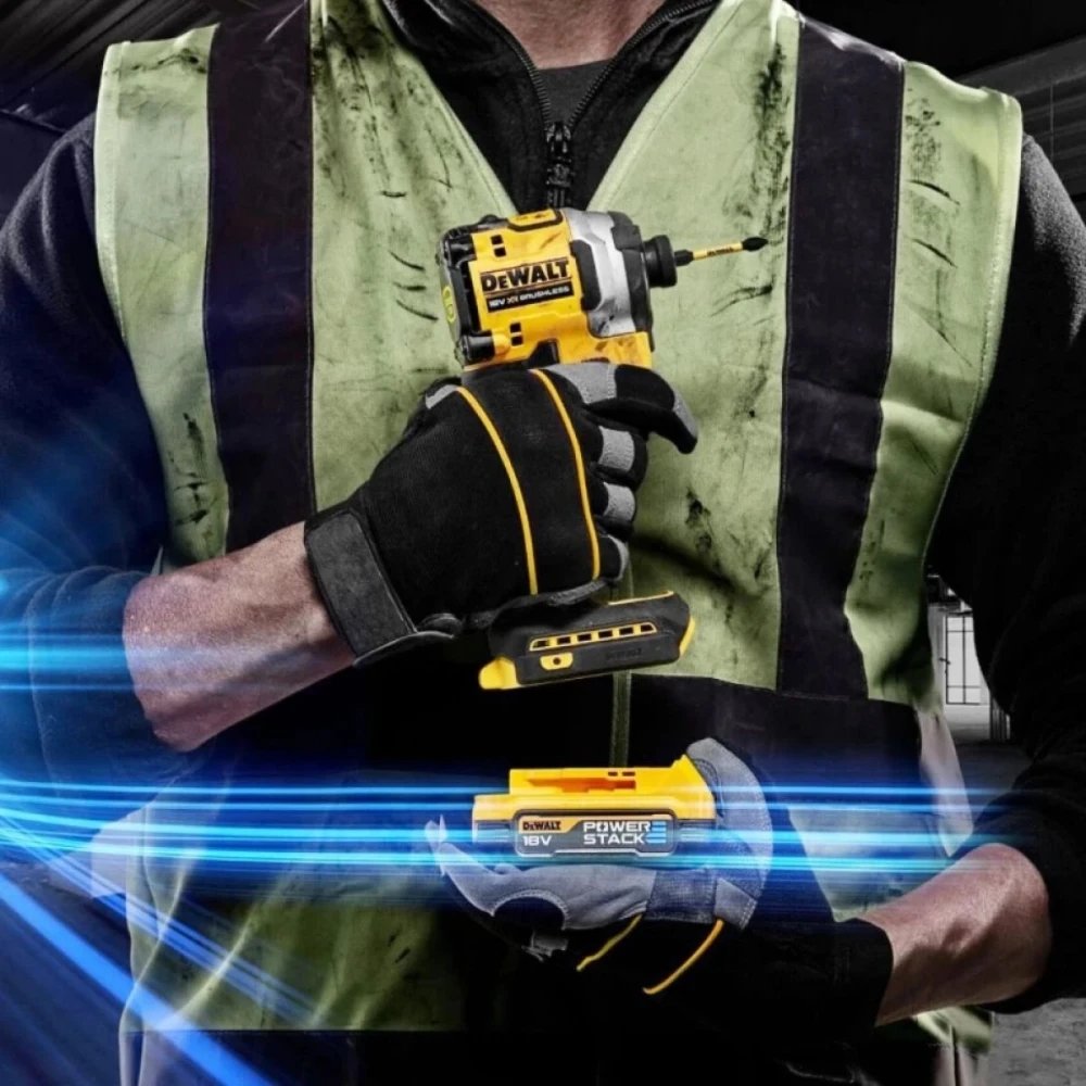 Акумулаторен ударен винтоверт, безчетков 18V, 206Nm, DeWalt DCF850D2T