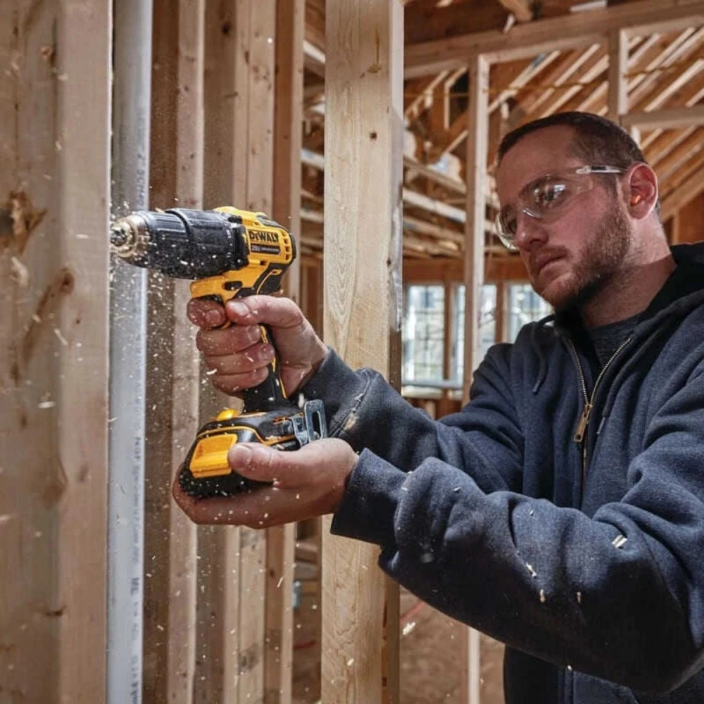 Акумулаторен ударно-пробивен винтоверт 18V 65 Nm DeWalt DCD709M2T