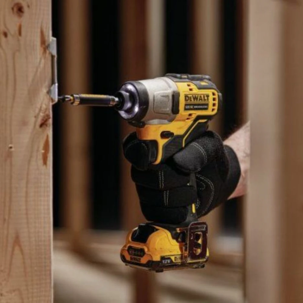 Акумулаторен винтоверт 12V, 8Nm, DeWalt DCF601N